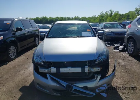 2006 Honda Accord 2.4 Se from USA, damaged, VIN 1HGCM563X6A086986